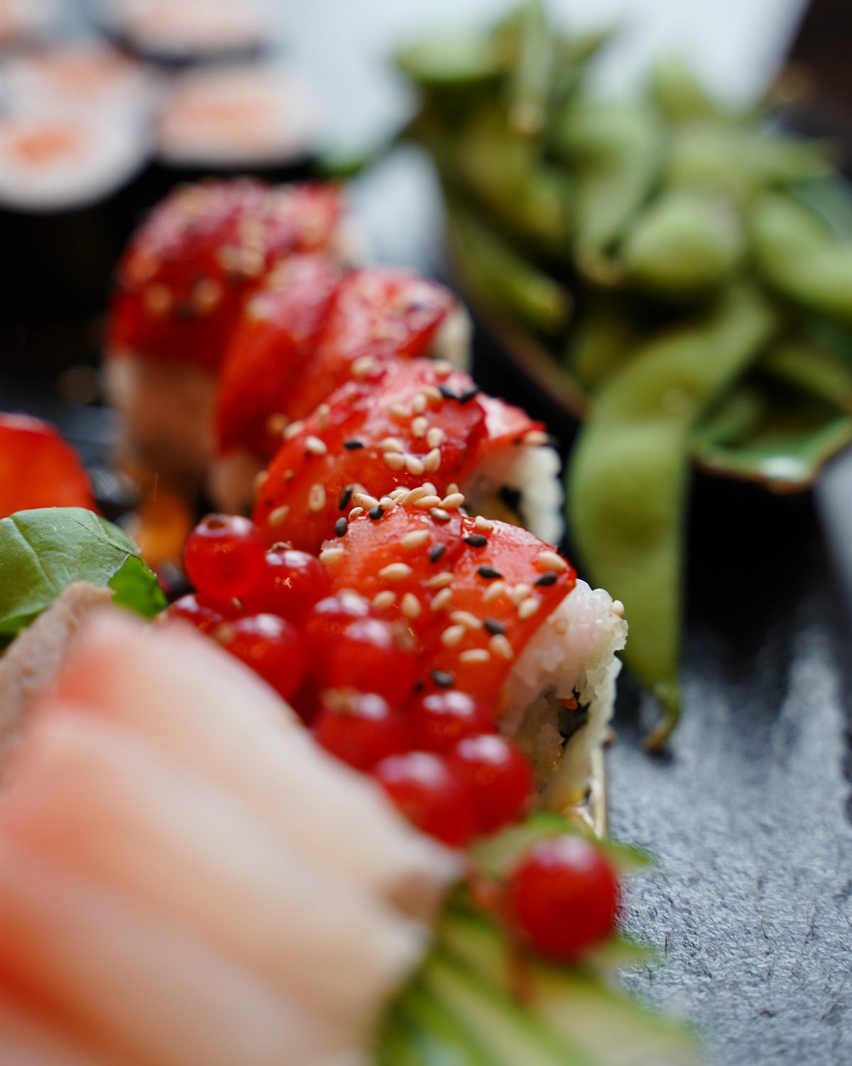 Nigiri und Vorspeisen des Mittagsmenüs im KAORU Ludwigshafen